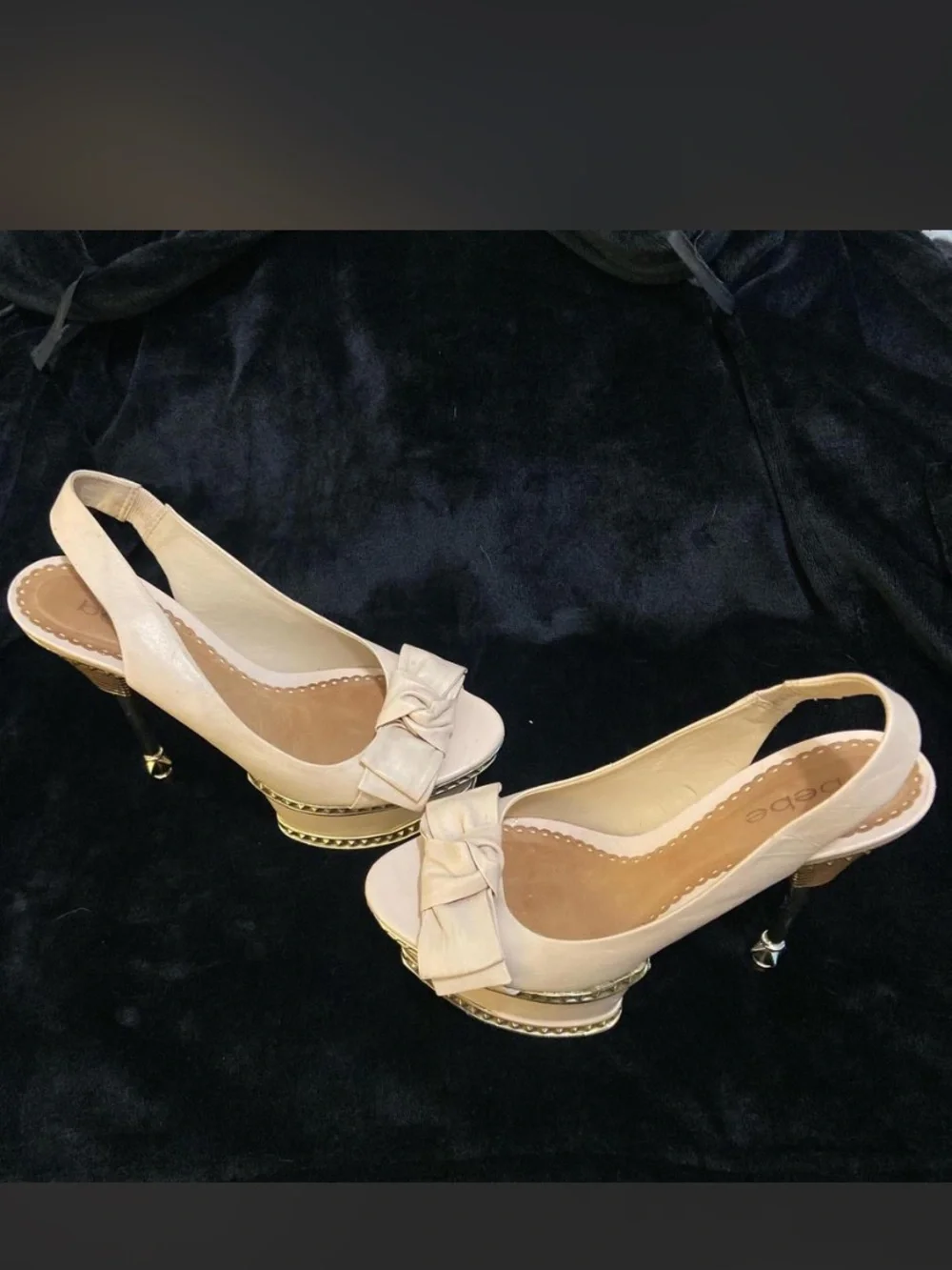 Vero Cuoio Cream Slingback Peep-Toe Heels with Bow and Gold Trim